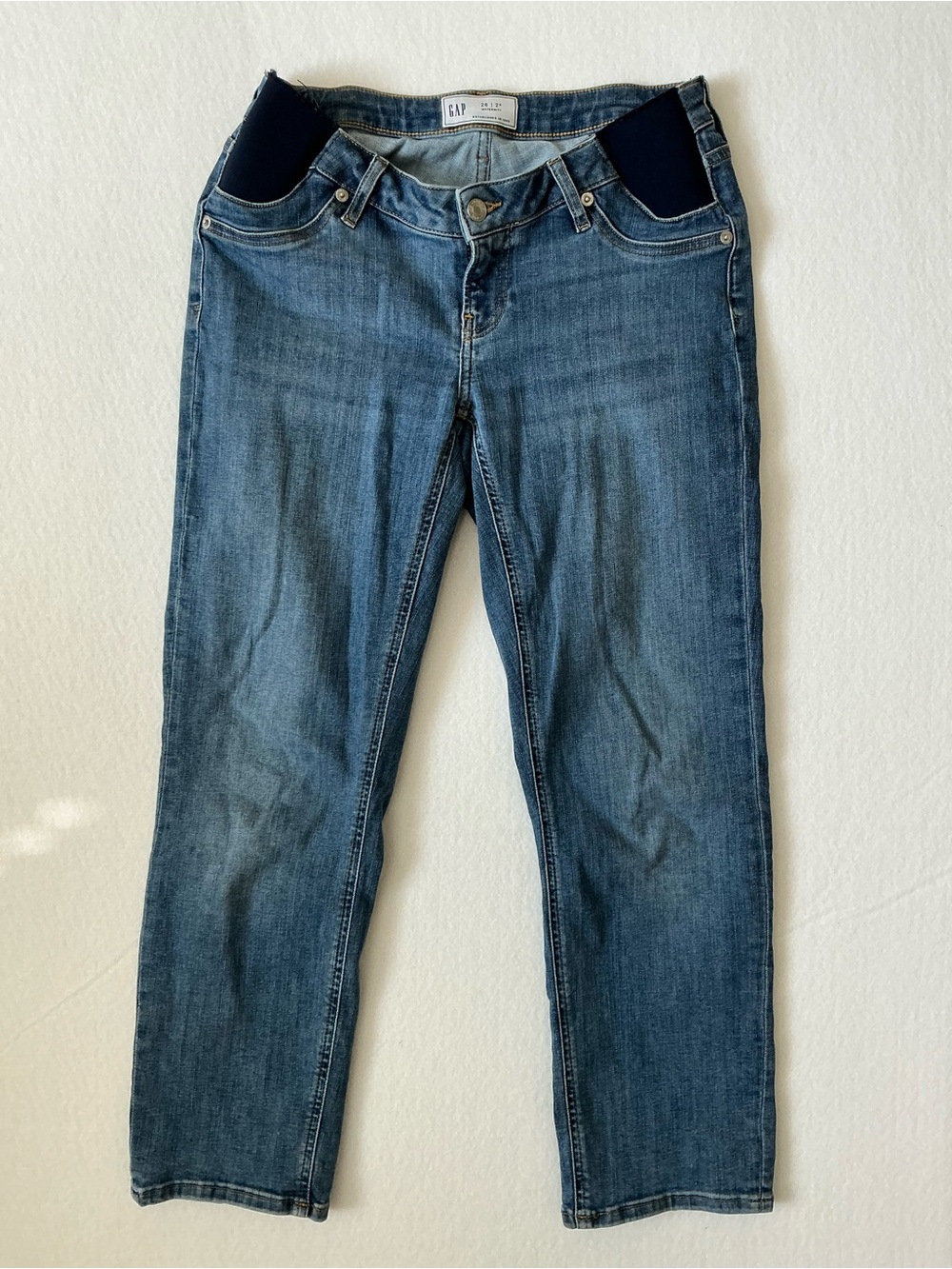 GAP Maternity Cheeky Jeans 26/2R Medium Wash Stretch Straight Leg
